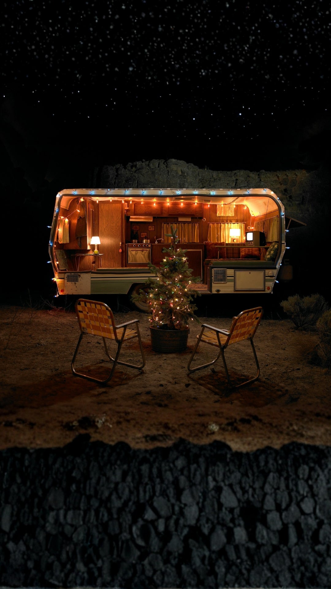 Website_Header_Geschenke_fur_Camper_2025_Mobile_9_16.jpg
